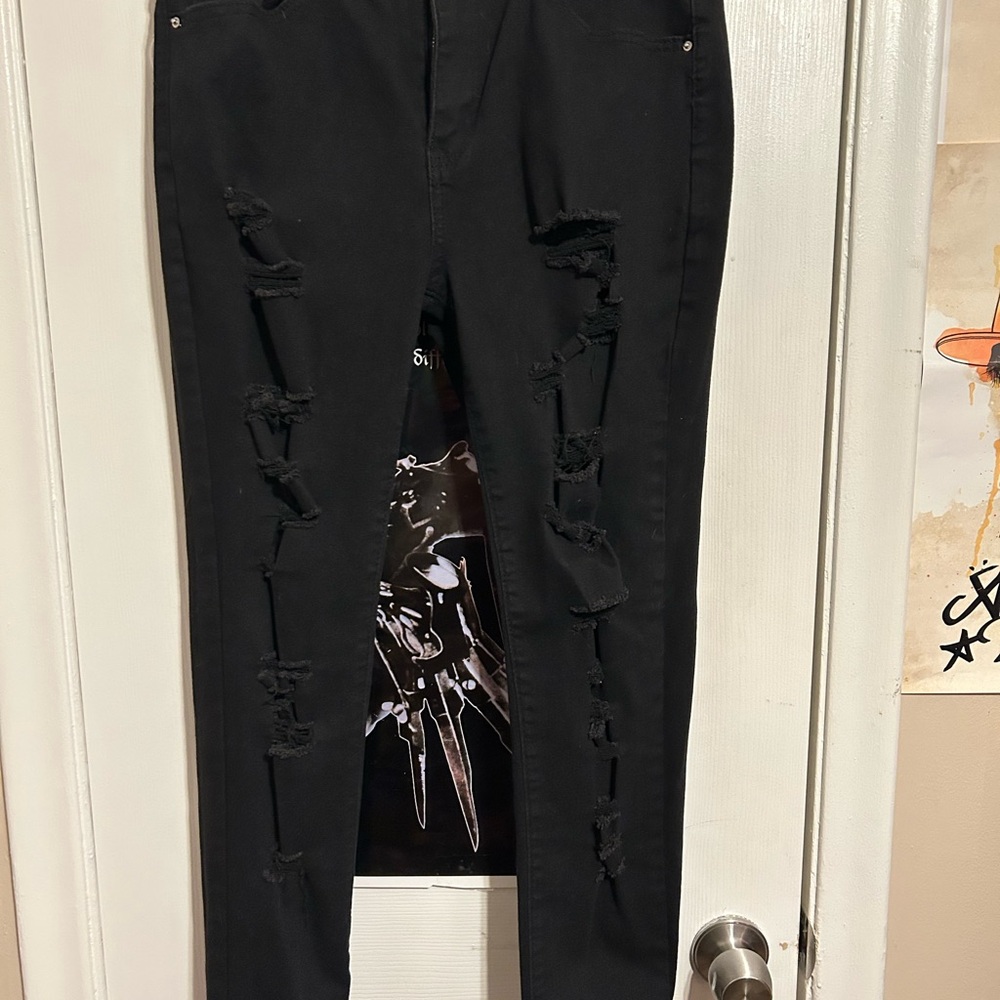 Hot Topic Black Skinny Distressed Jeans